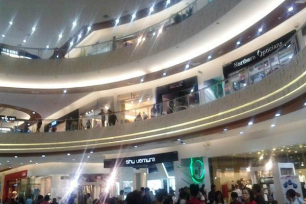 malaysia led lighting t8 tube at shopping mall